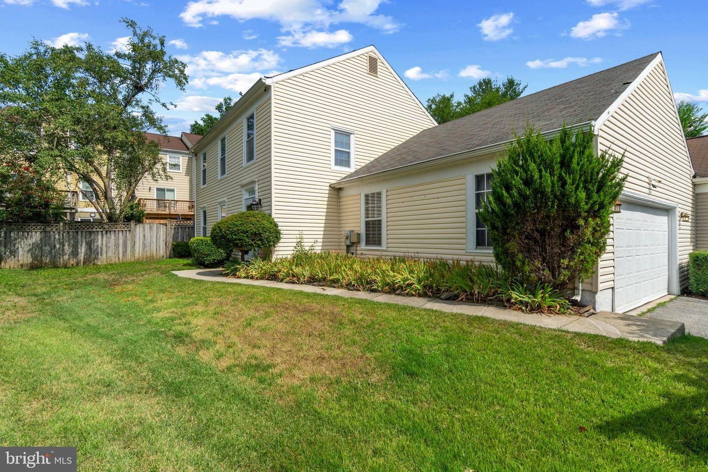 Property Photo:  2438 Hyannis Lane  MD 21114 