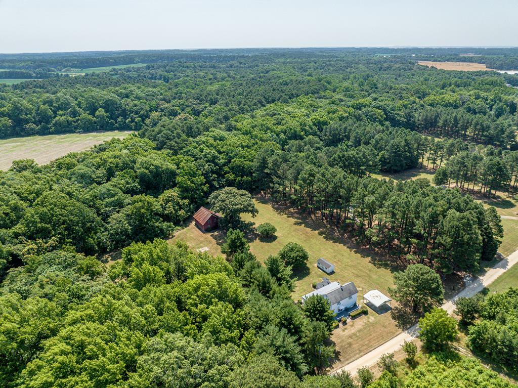 Property Photo:  20508 Belote Farm Ln  VA 23418 