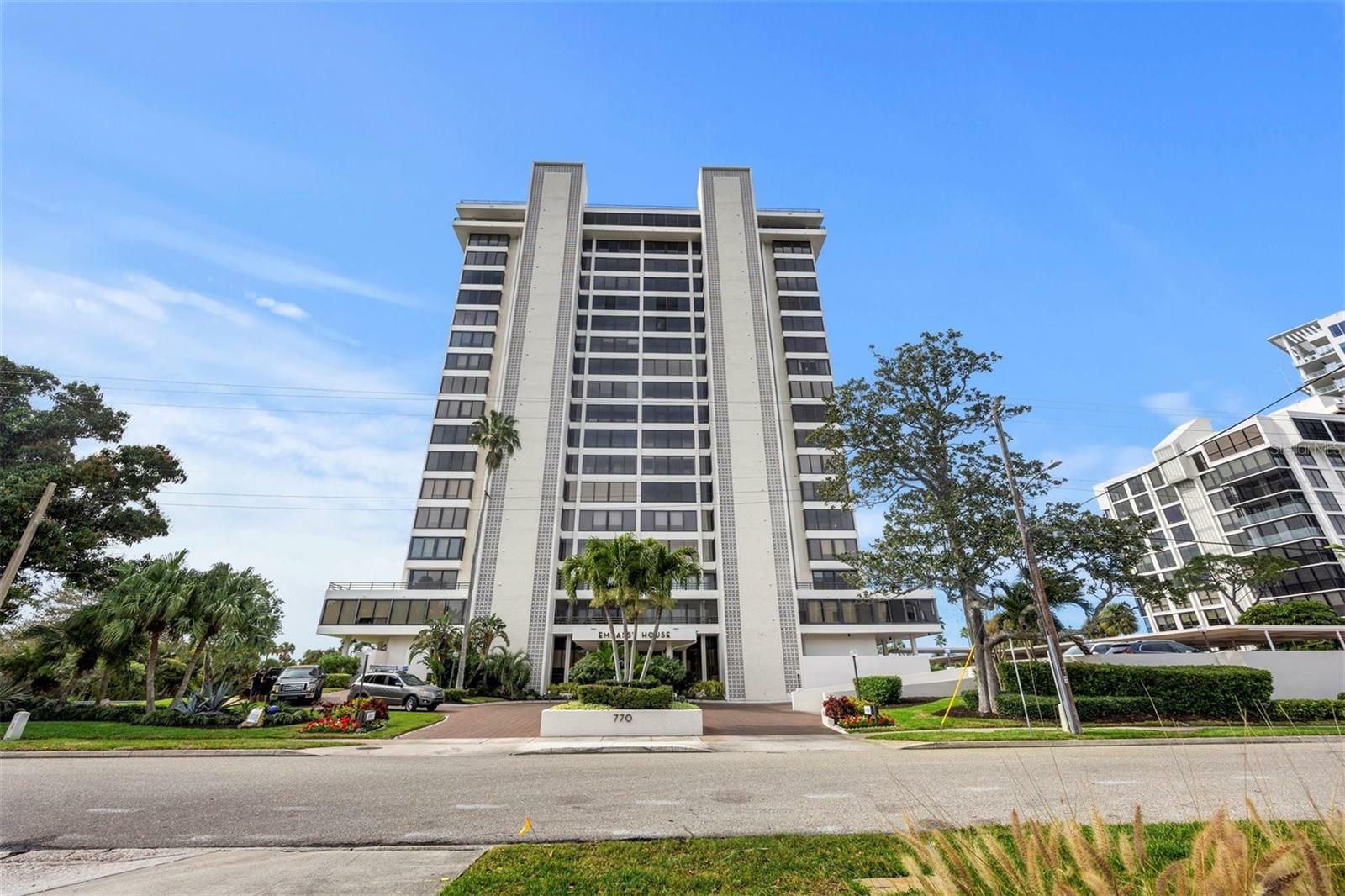 Property Photo:  770 S Palm Avenue 1001  FL 34236 