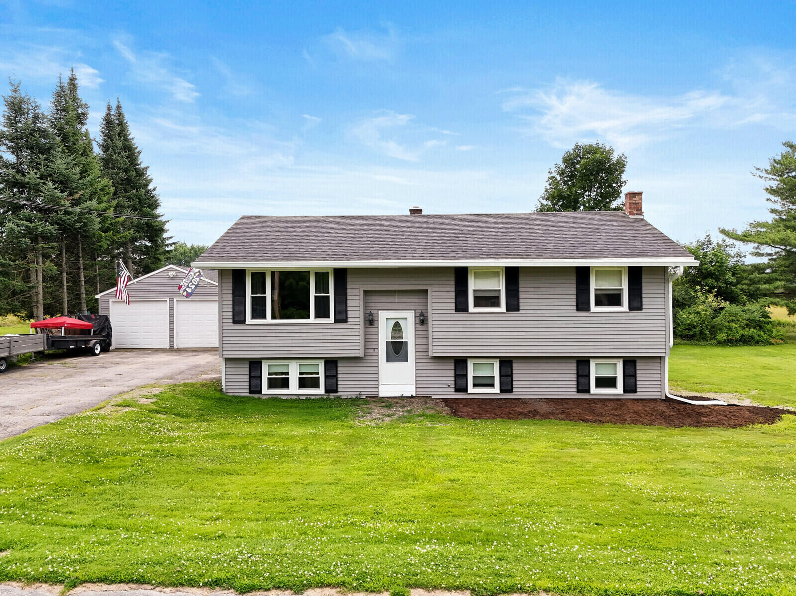 Property Photo:  8 New England Road  ME 04330 