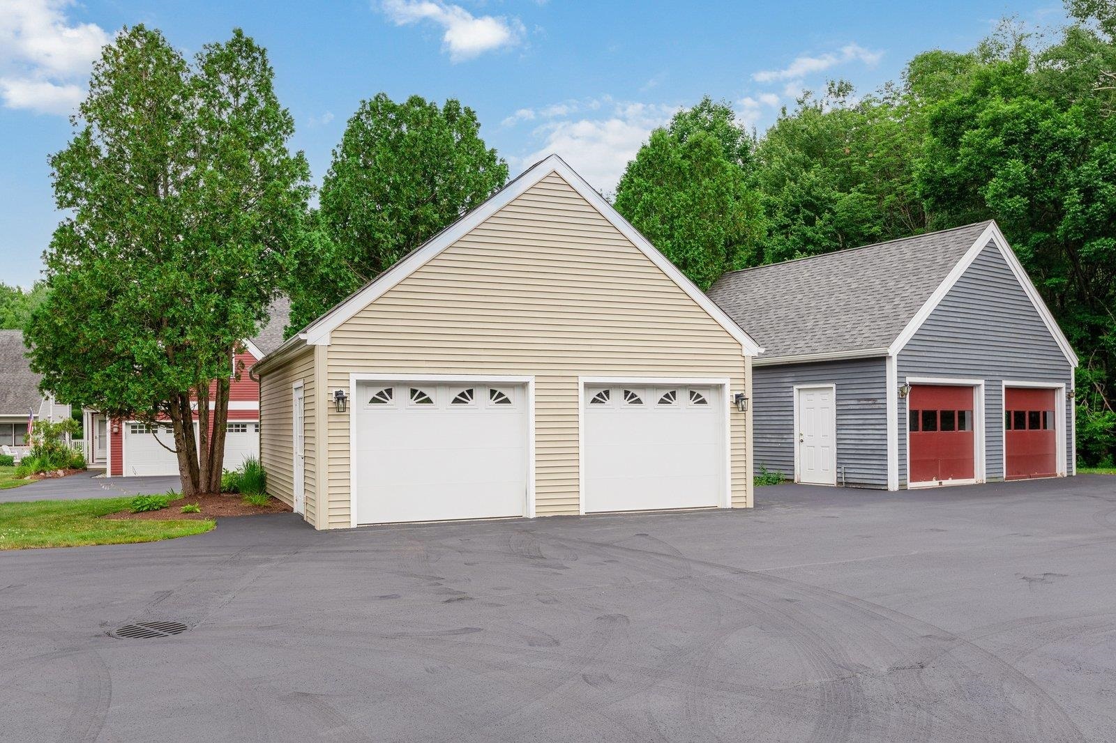 Property Photo:  18 West Ridge Drive  NH 03458 