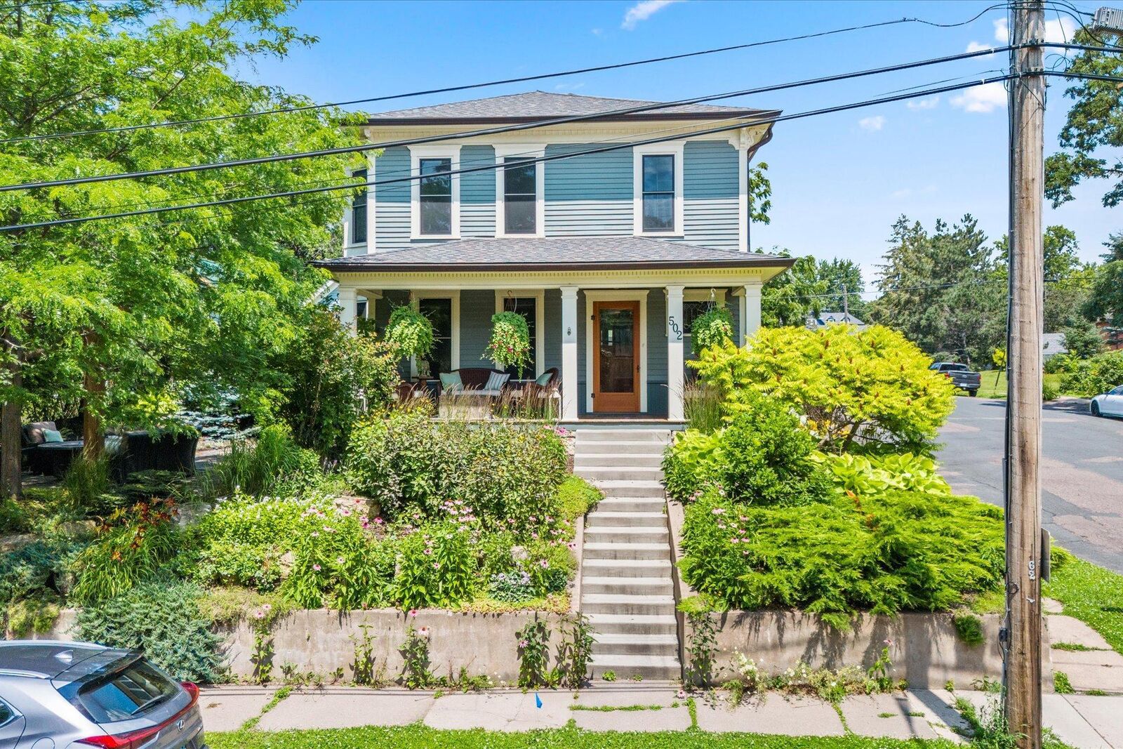 Property Photo:  502 Laurel Street W  MN 55082 