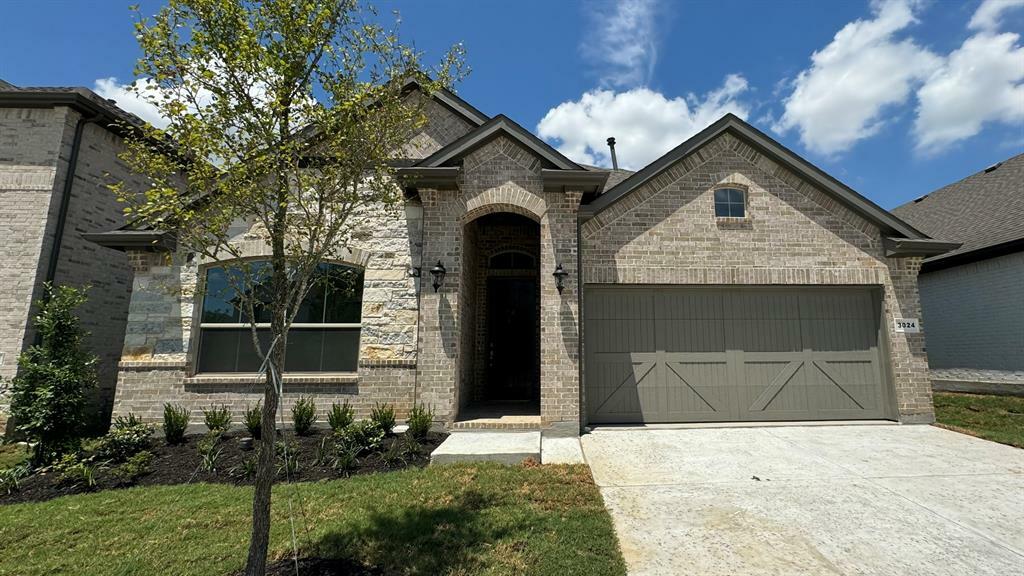 Property Photo: 3024 Lionsgate Drive TX 76226