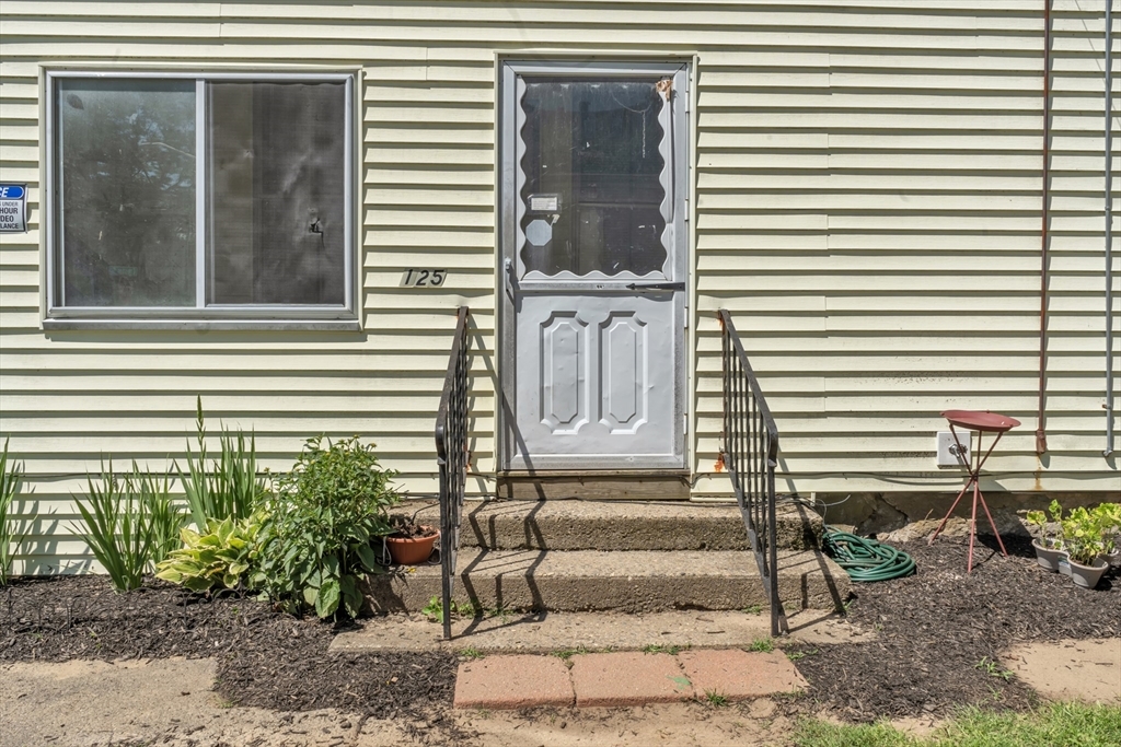 Property Photo: 125 Cross MA 01550