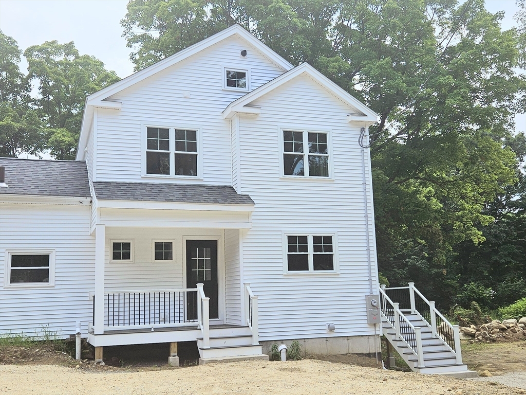 21 High Street B  Medway MA 02053 photo