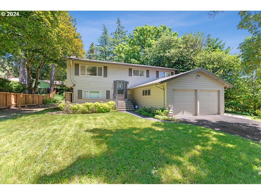 Property Photo: 5130 SW Dosch Rd OR 97239