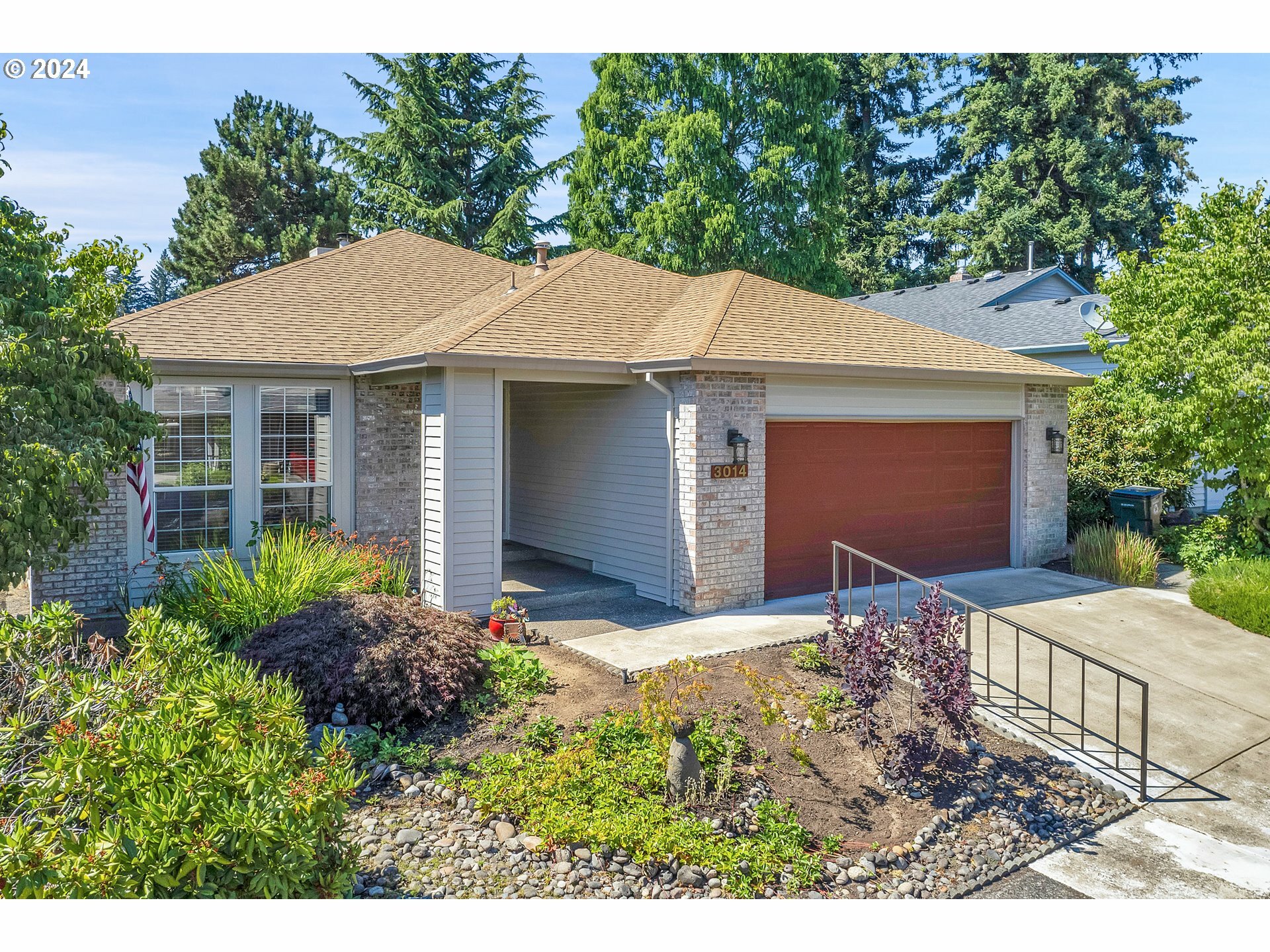 Property Photo:  3014 SE 156th Ave  WA 98683 