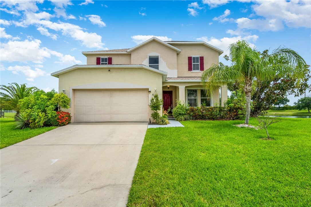 Property Photo:  5920 Carriage Lake Court  FL 32968 