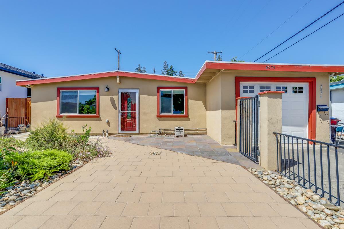 Property Photo:  2074 Monroe Street  CA 95050 