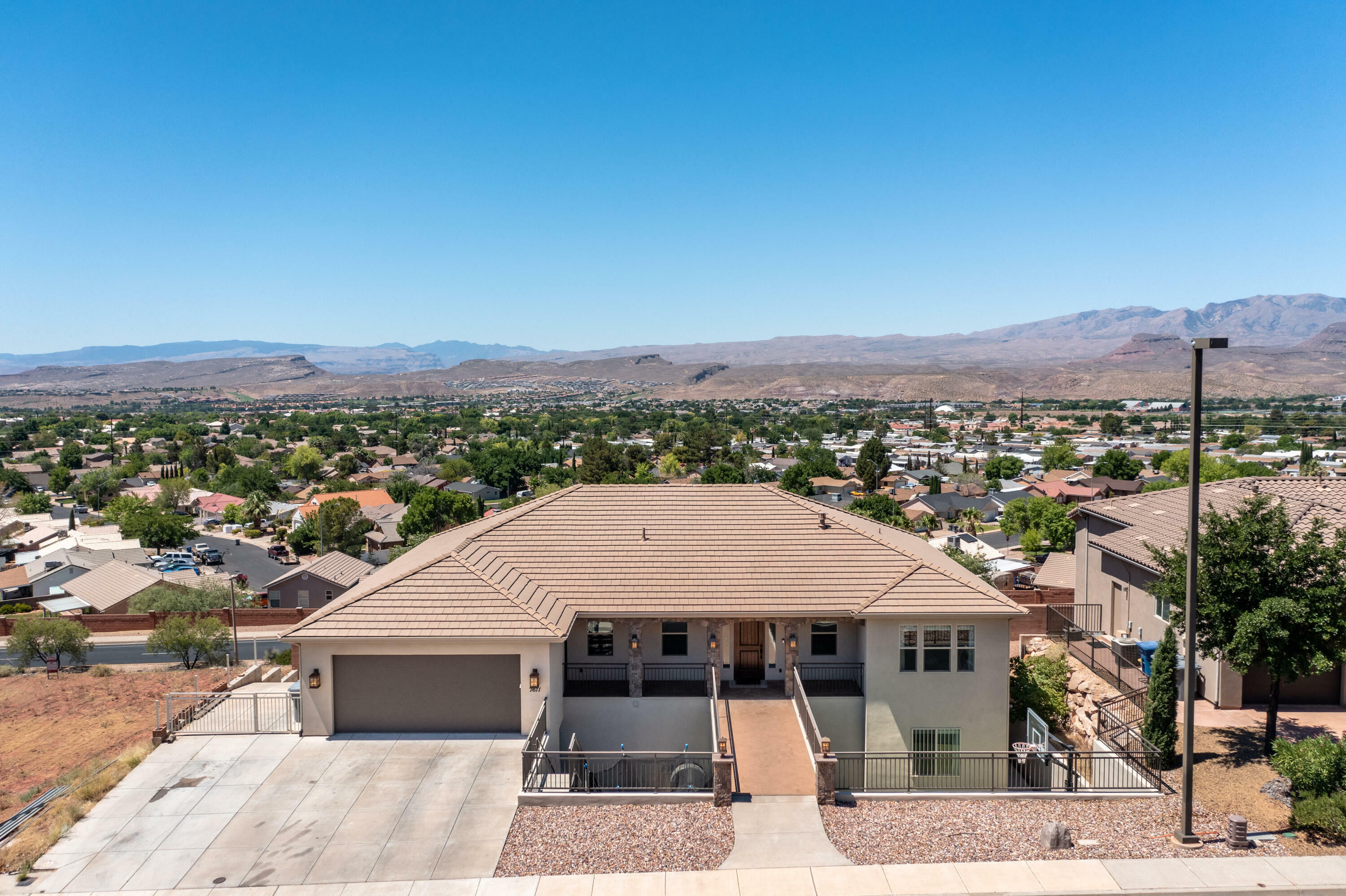 1611 N Artesia Dr  St George UT 84770 photo