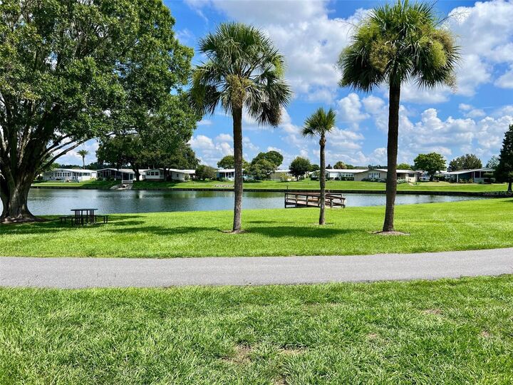Property Photo:  5013 Foxwood Boulevard  FL 33810 