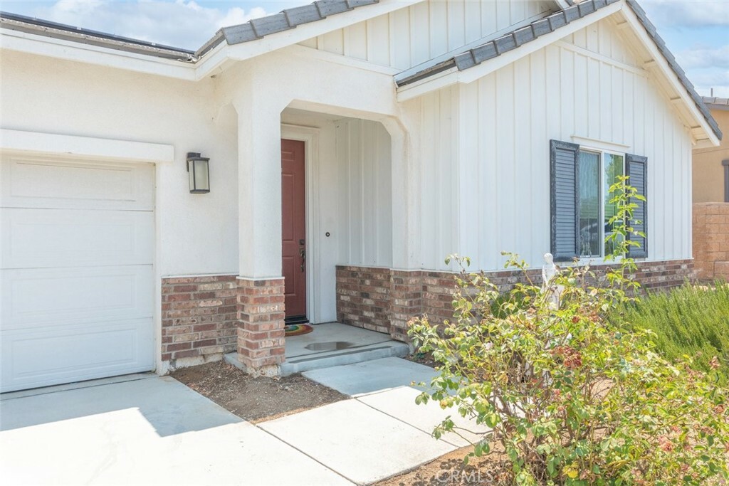 Property Photo:  33688 E Harvest Way  CA 92595 