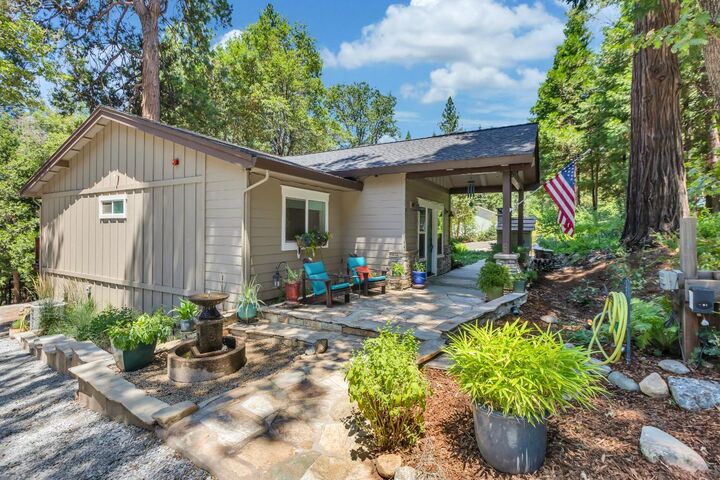 2918 Madrone  Camino CA 95709 photo