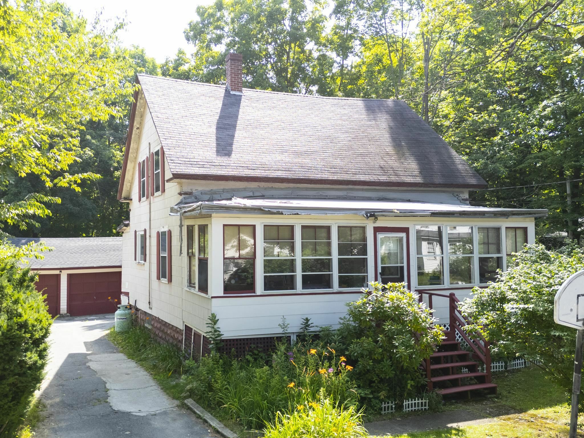 Property Photo:  15 Baker Avenue  NH 03048 