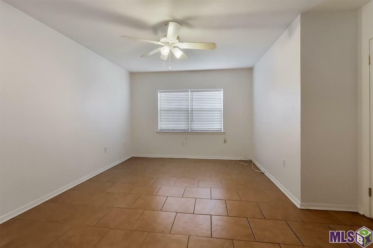 Property Photo:  675 Wooddale Blvd 144  LA 70806 