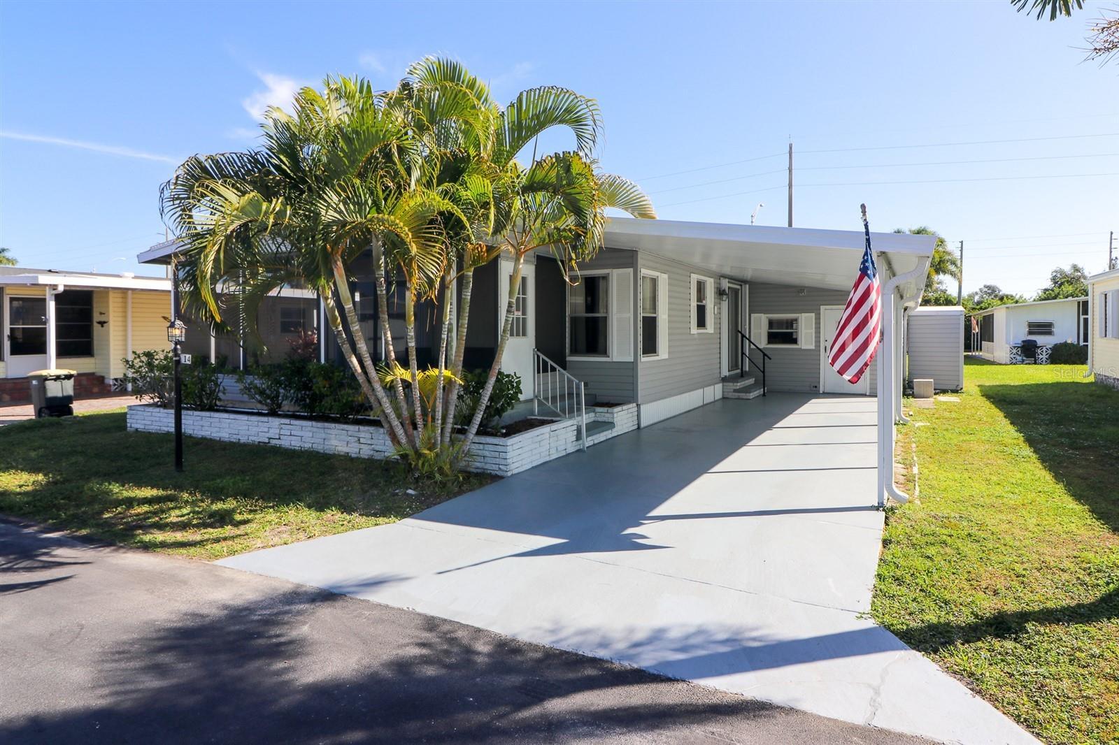 Property Photo: 10303 Burnt Store Road 14 FL 33950