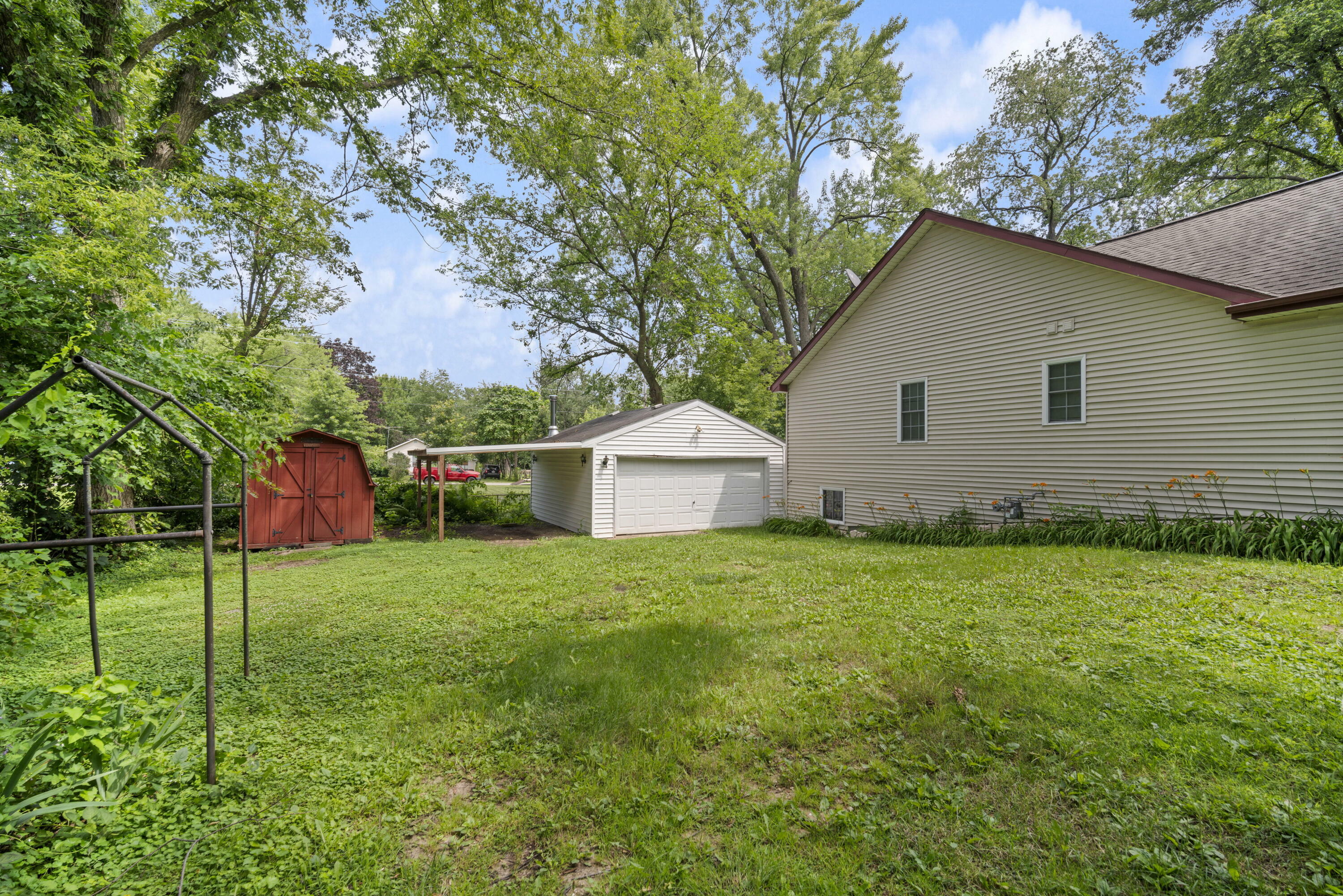 Property Photo:  W928 Myrtle Rd  WI 53128 