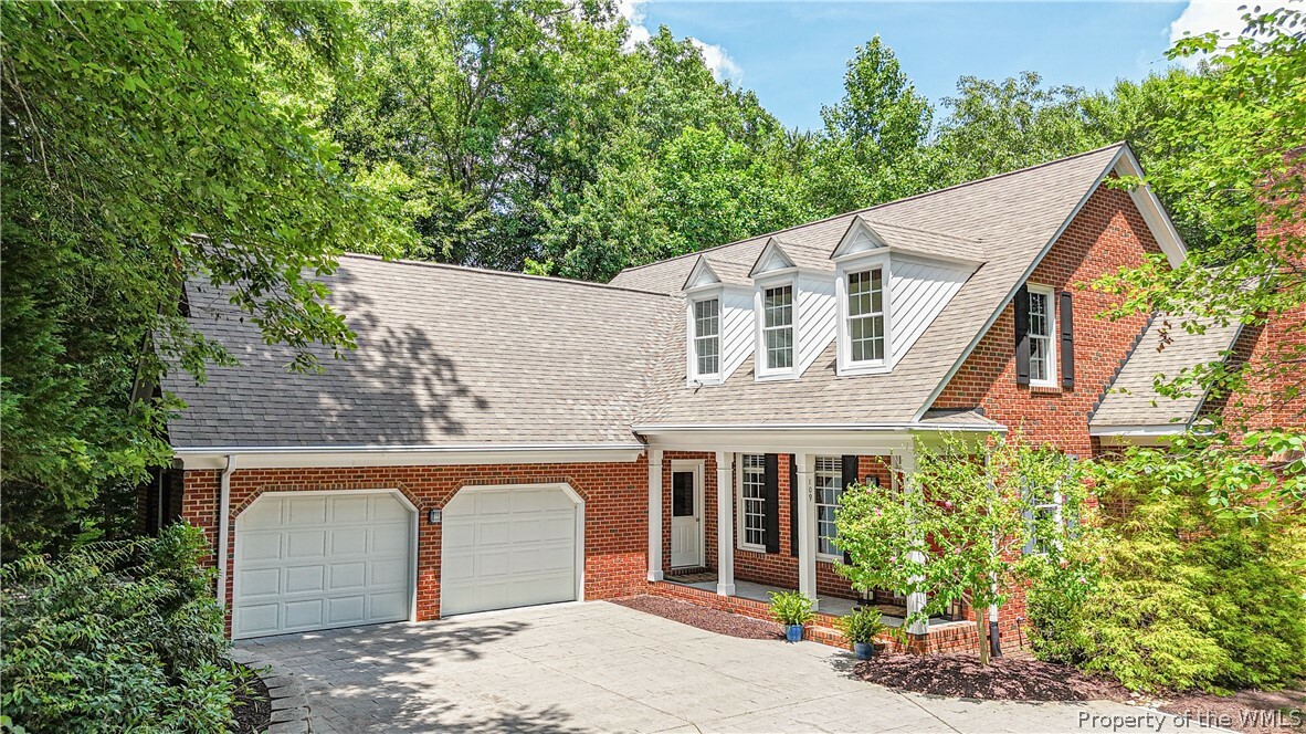 Property Photo: 109 Lothian VA 23188