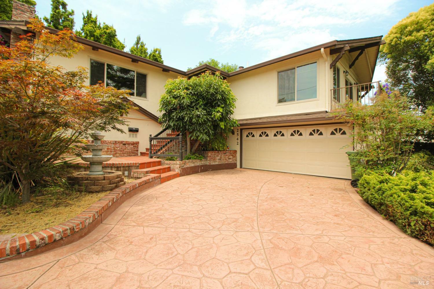 Property Photo:  2542 La Don Court  CA 94546 