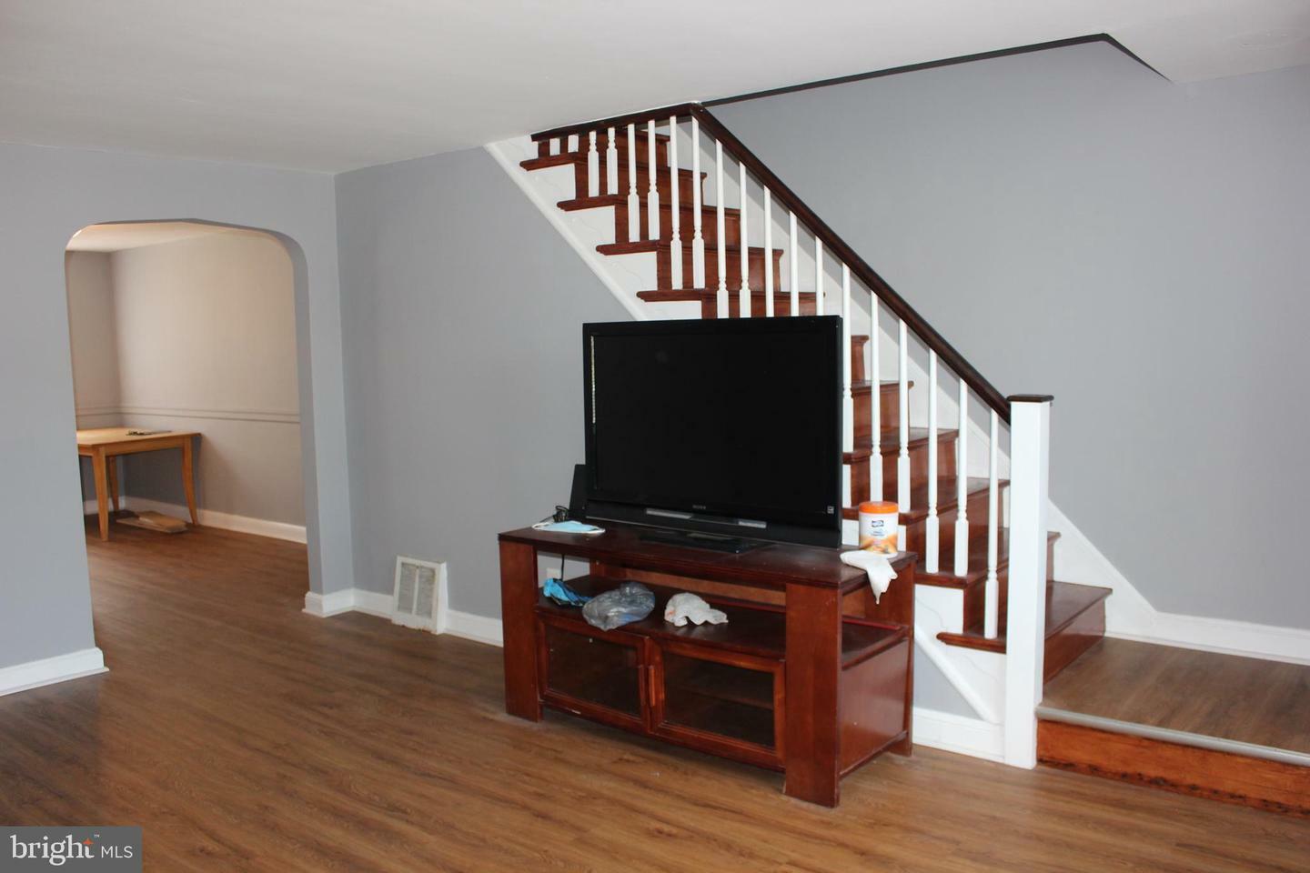 Property Photo:  405 W 22nd Street  PA 19013 