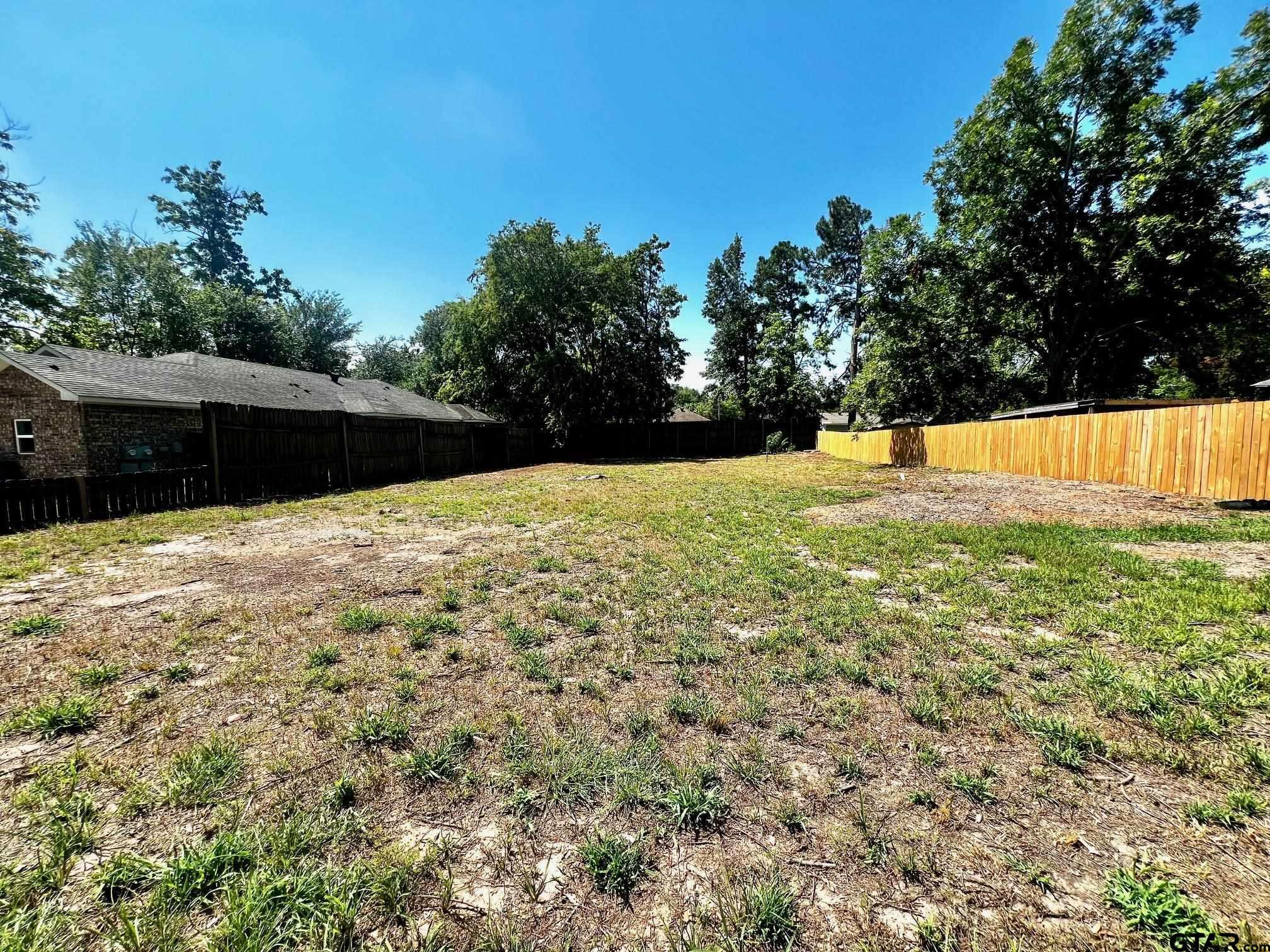 Property Photo:  216 Bonnie  TX 75771 