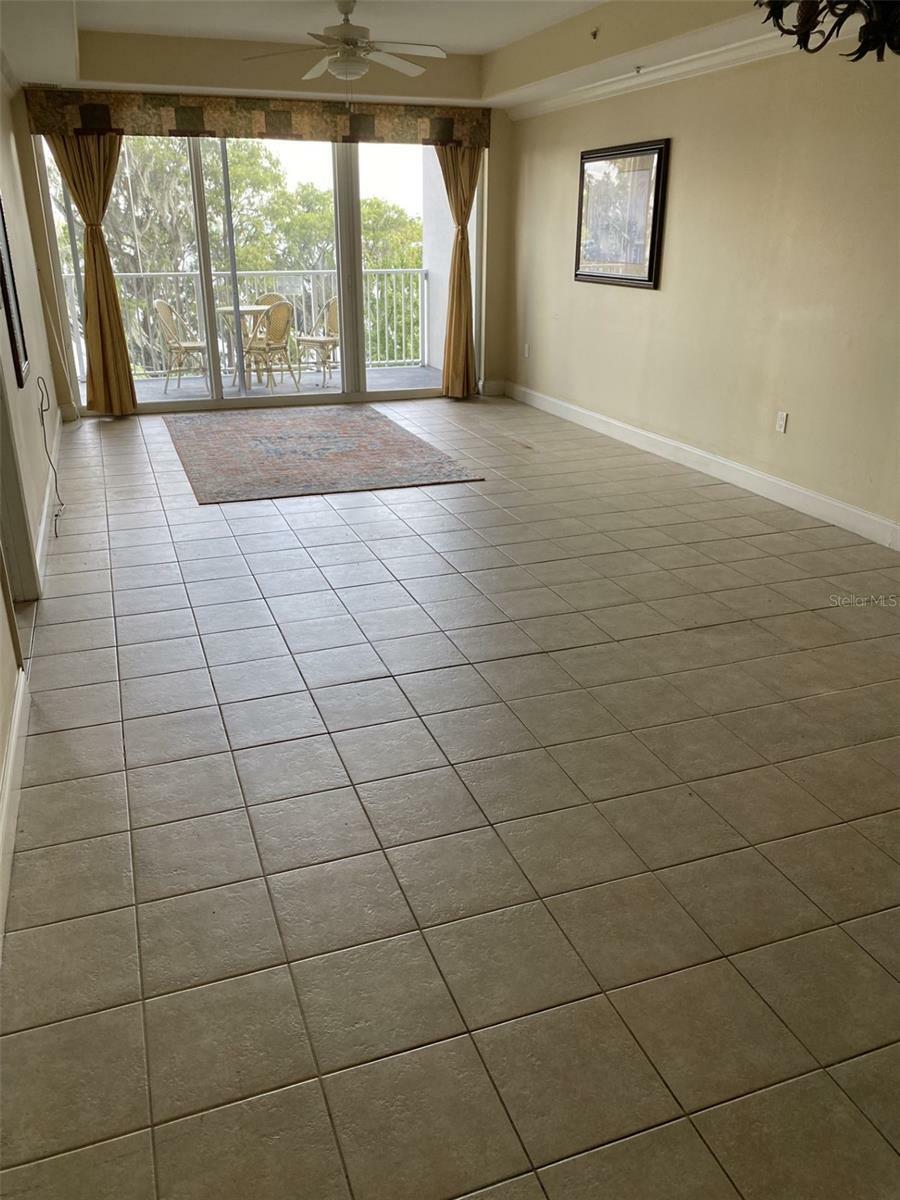 Property Photo:  13427 Blue Heron Beach Drive 205  FL 32821 