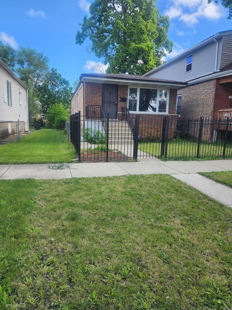 Property Photo:  514 E 92nd Street  IL 60619 