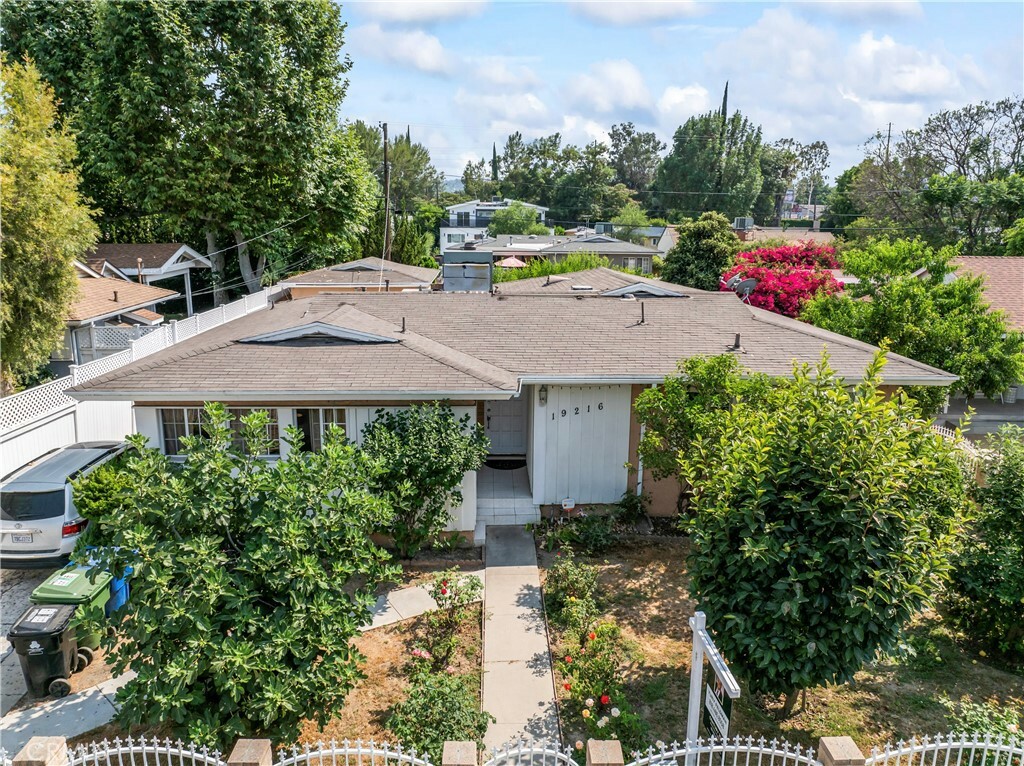 Property Photo:  19216 Calvert Street  CA 91335 