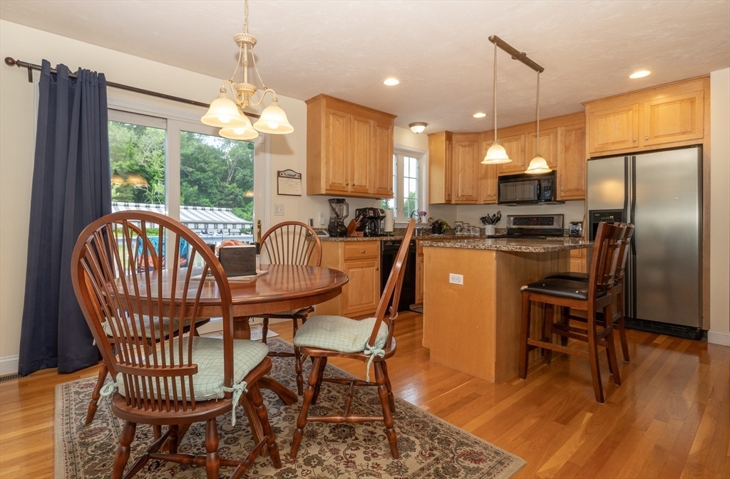 Property Photo:  8 Denfield Rd  MA 01507 