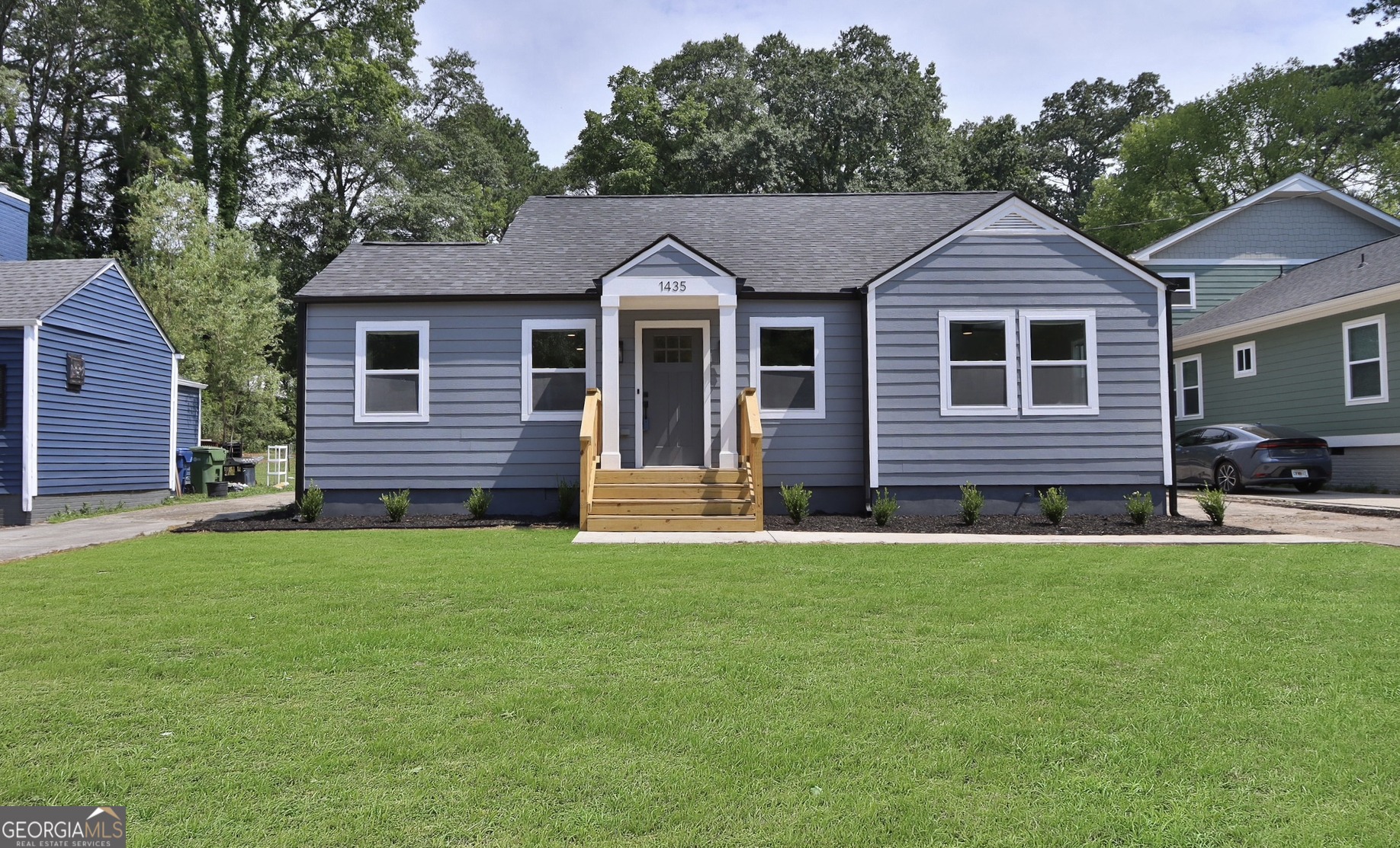 Property Photo:  1435 Richland Road SW  GA 30310 