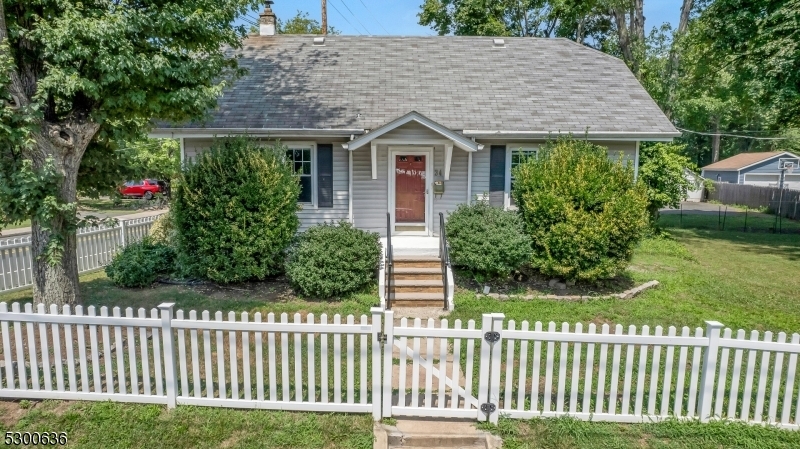 Property Photo: 34 Rockview Ter NJ 07060
