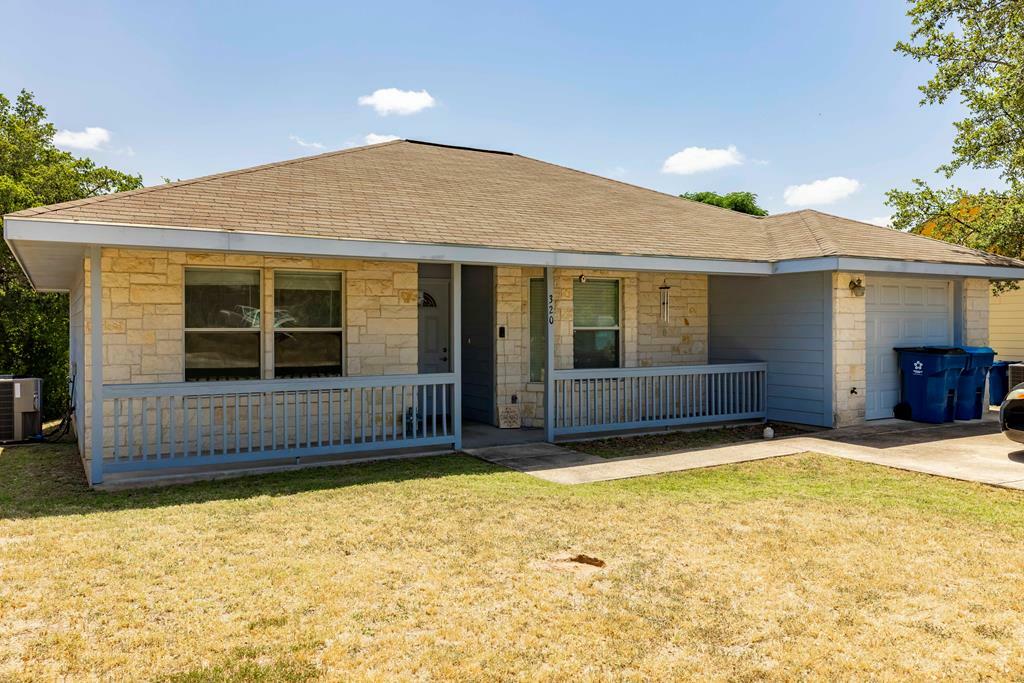 Property Photo:  320 Patriot Dr  TX 78028 