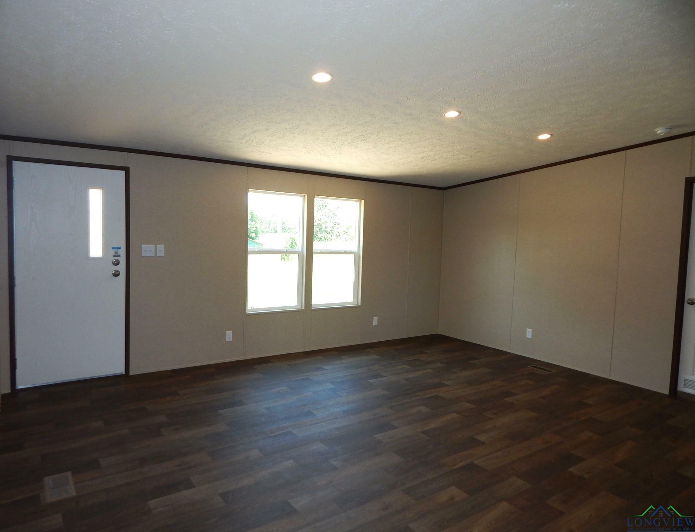 Property Photo:  2823 Silk Tree Rd  TX 75645 