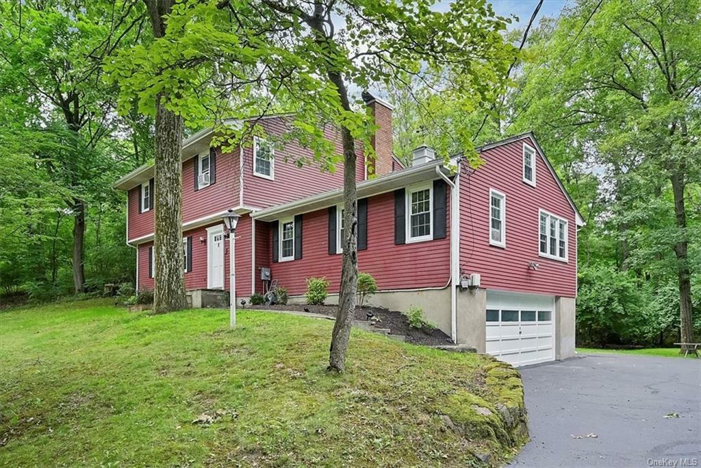 Property Photo:  24 Dogwood Hills Road  NY 12550 