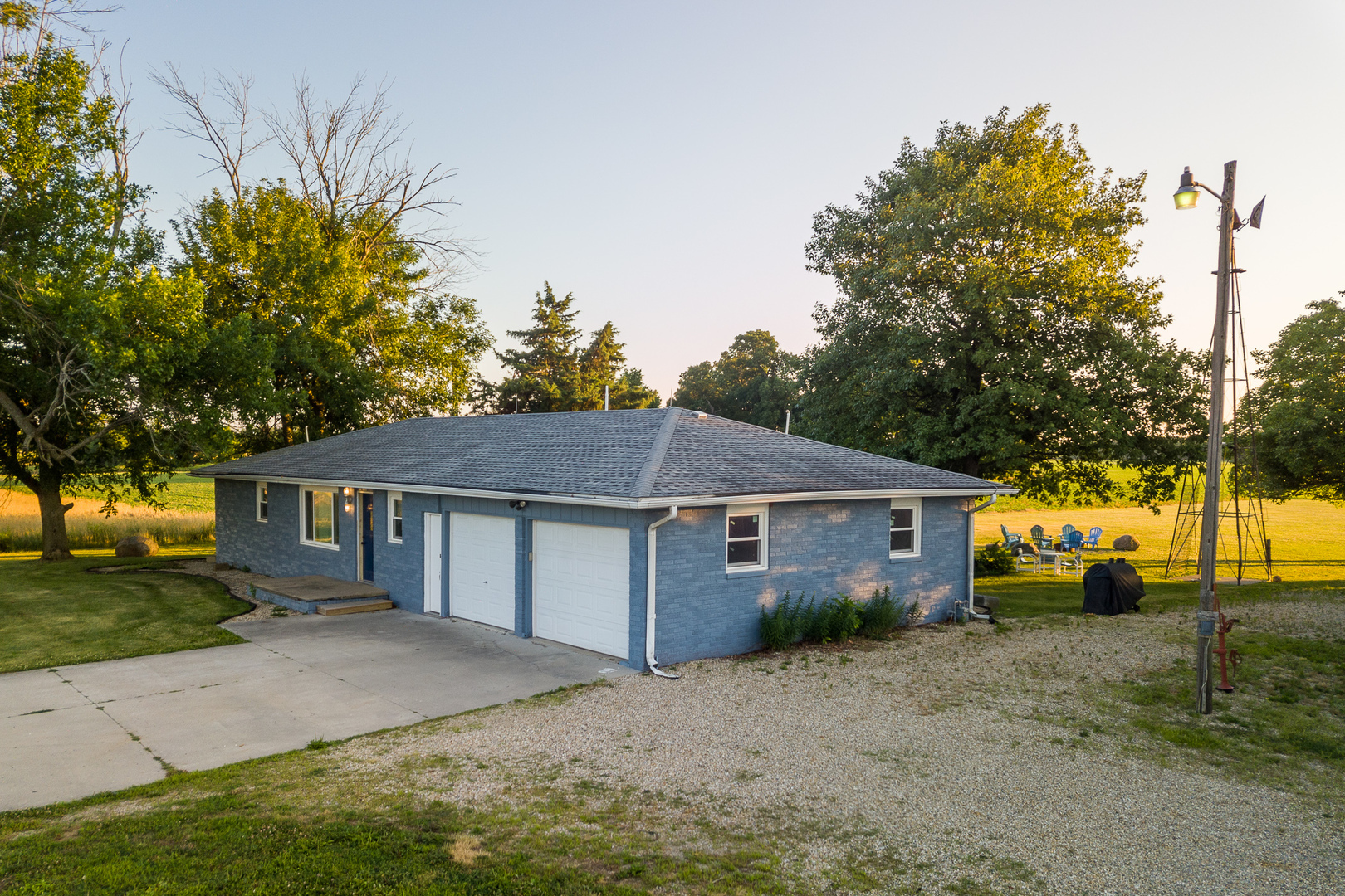 Property Photo:  7931 Friends Creek Road  IL 61735 