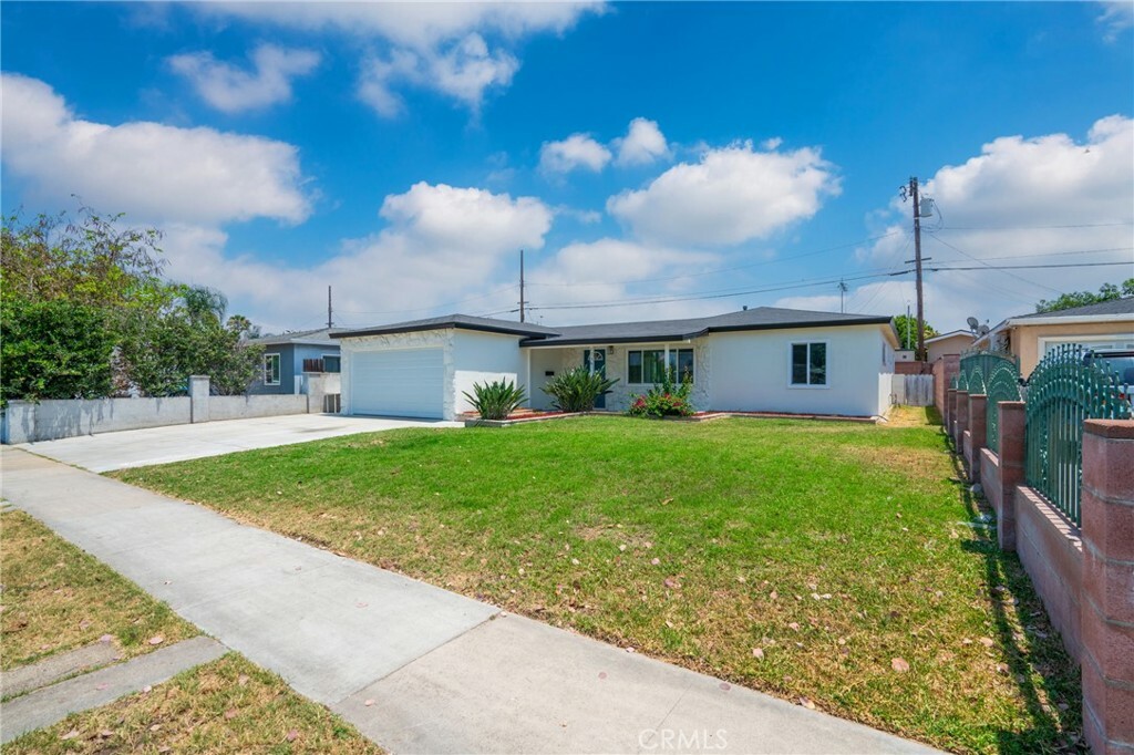 Property Photo:  1236 N Foxfire Street  CA 92801 