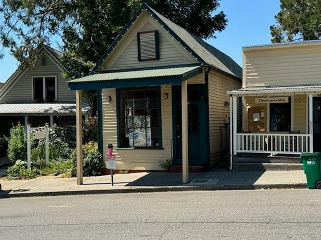 Property Photo:  423 Broad St.  CA 95959 