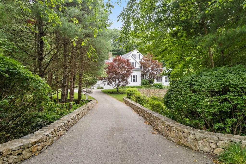 Property Photo:  8 Stonemeadow Drive  MA 02090 