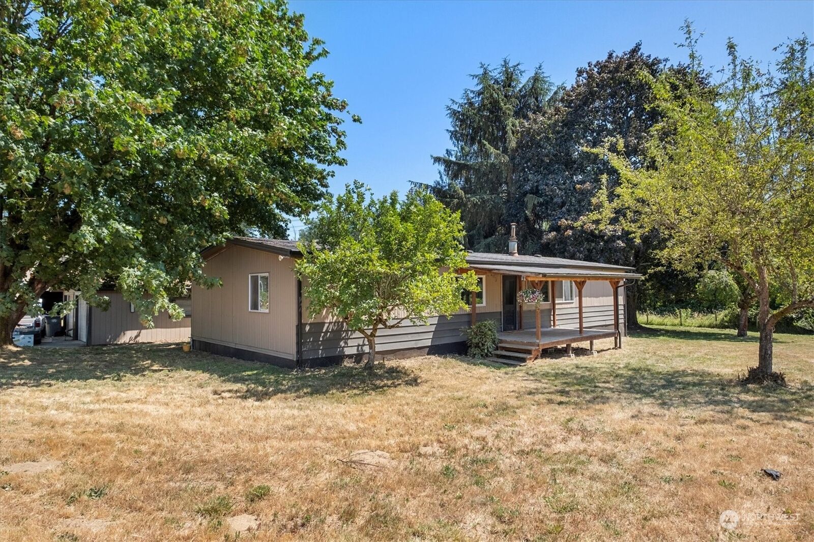 Property Photo:  30311 14th Avenue S  WA 98580 