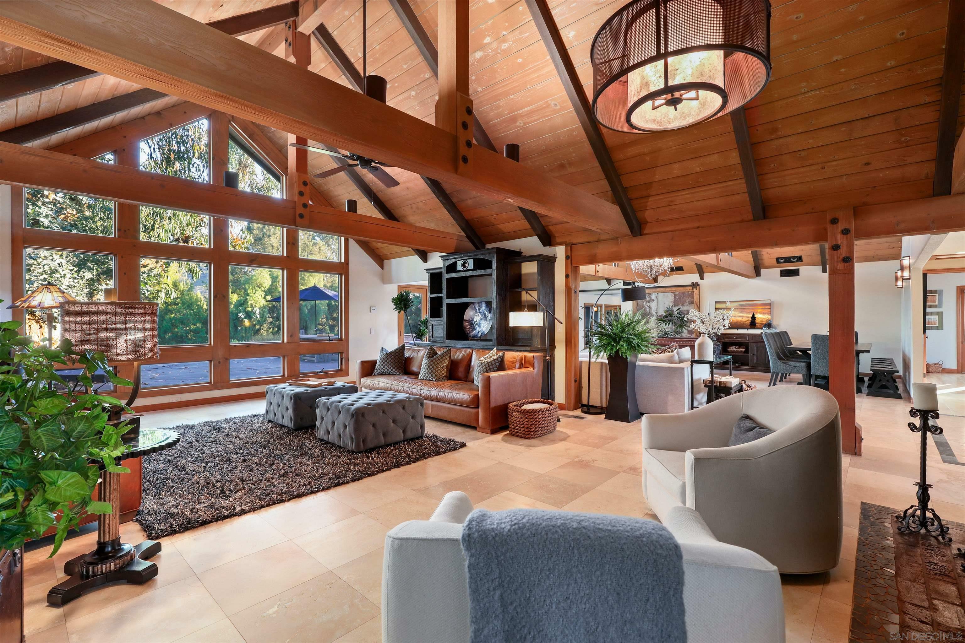 Property Photo: 13031 Via Del Toro CA 92064