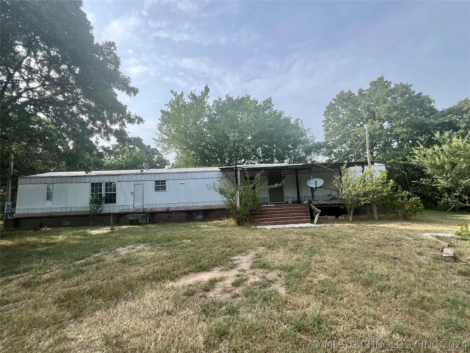 Property Photo:  6935 W 67th Street  OK 74126 