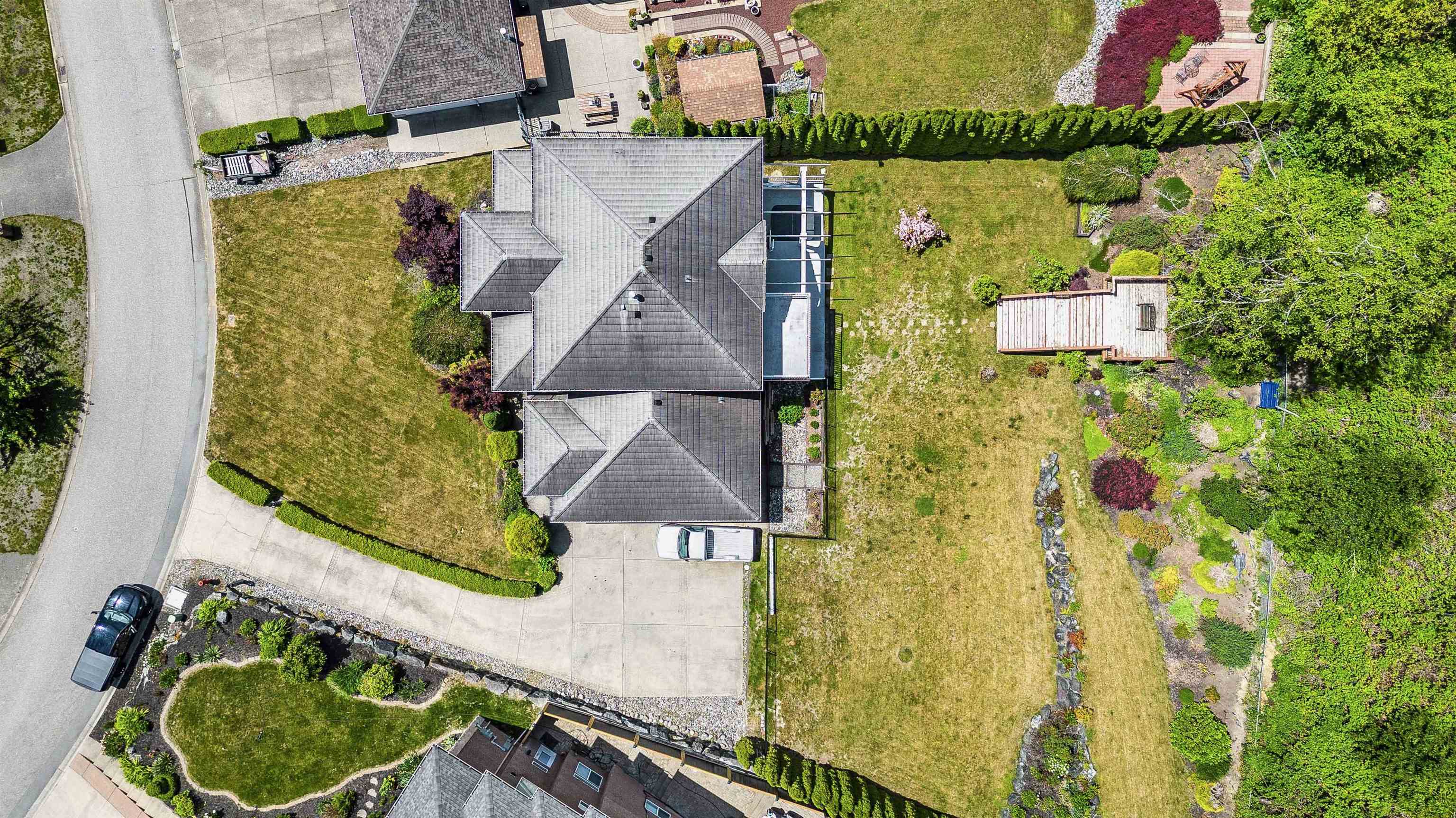 Photo de la propriété:  4440 Estate Drive  BC V2R 3B5 