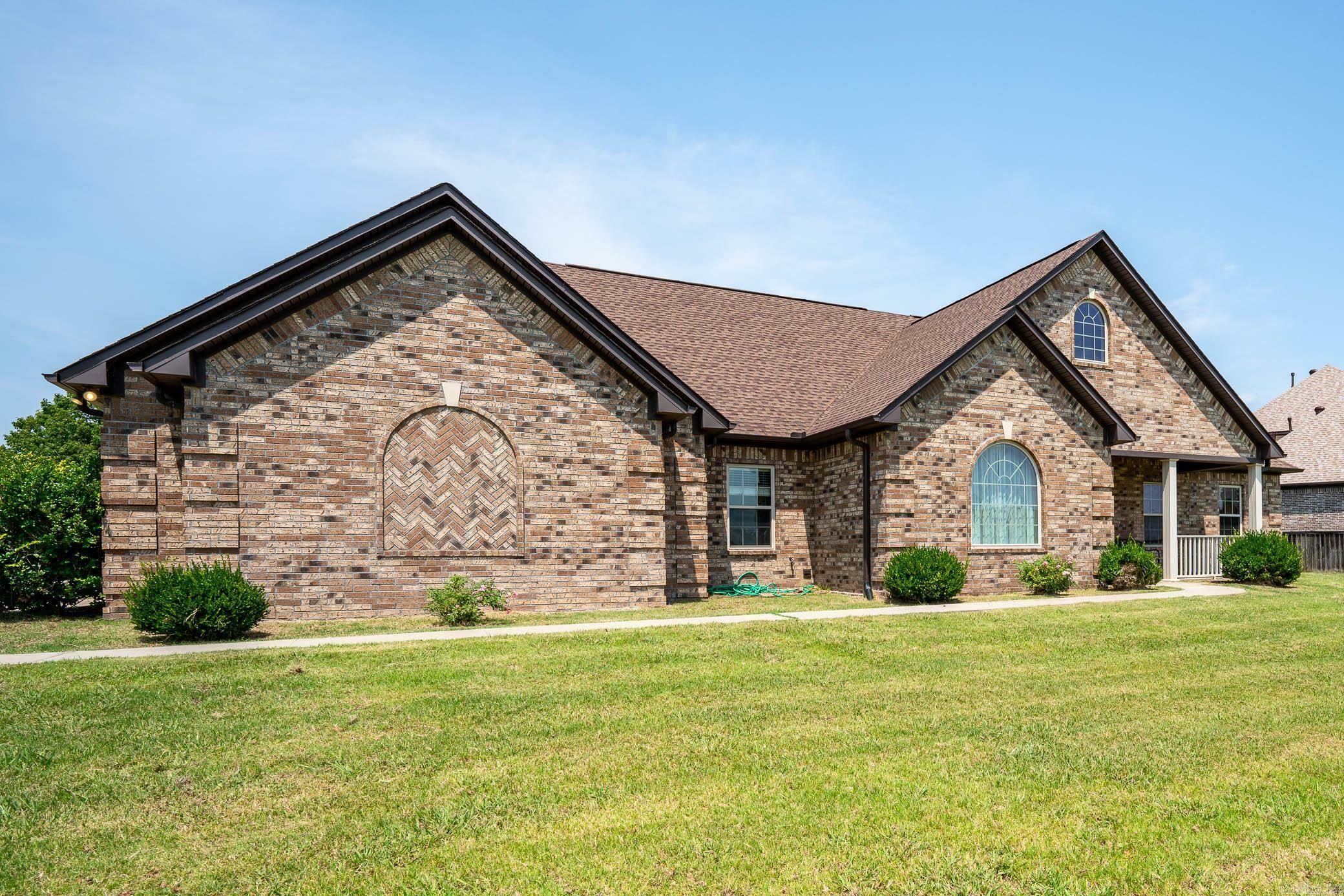 Property Photo:  50 W River Road Drive  AR 72106 