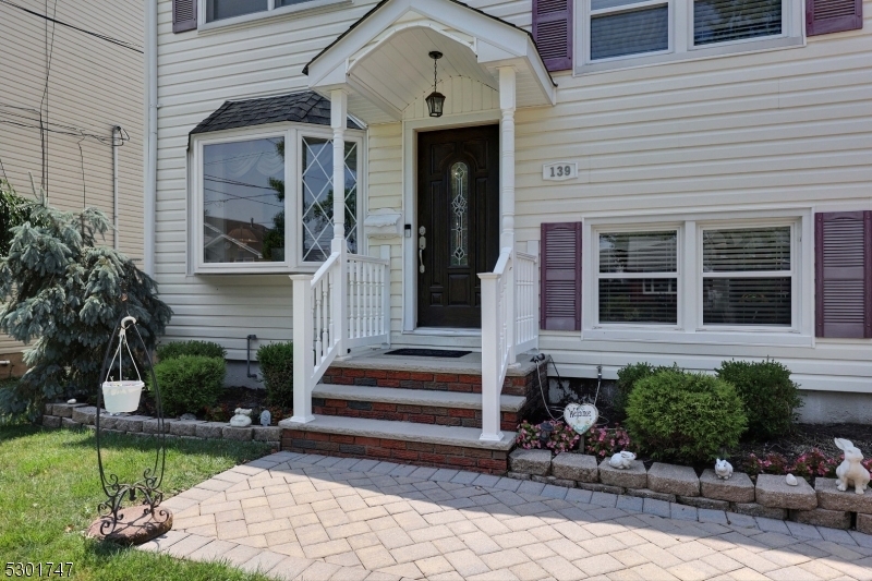 Property Photo:  139 Gertrude St  NJ 07066 