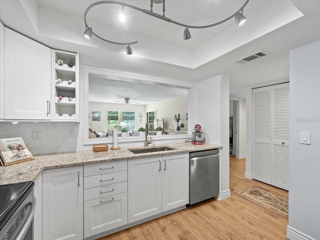 Property Photo: 13604 S Village Drive 104 FL 33618