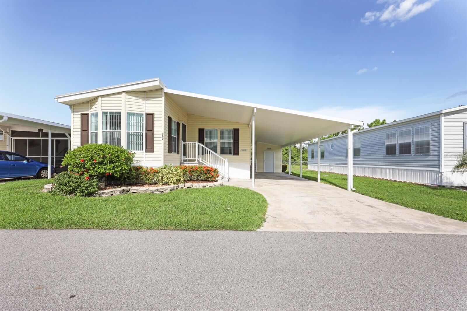 Property Photo:  2100 Kings Highway 390  FL 33980 