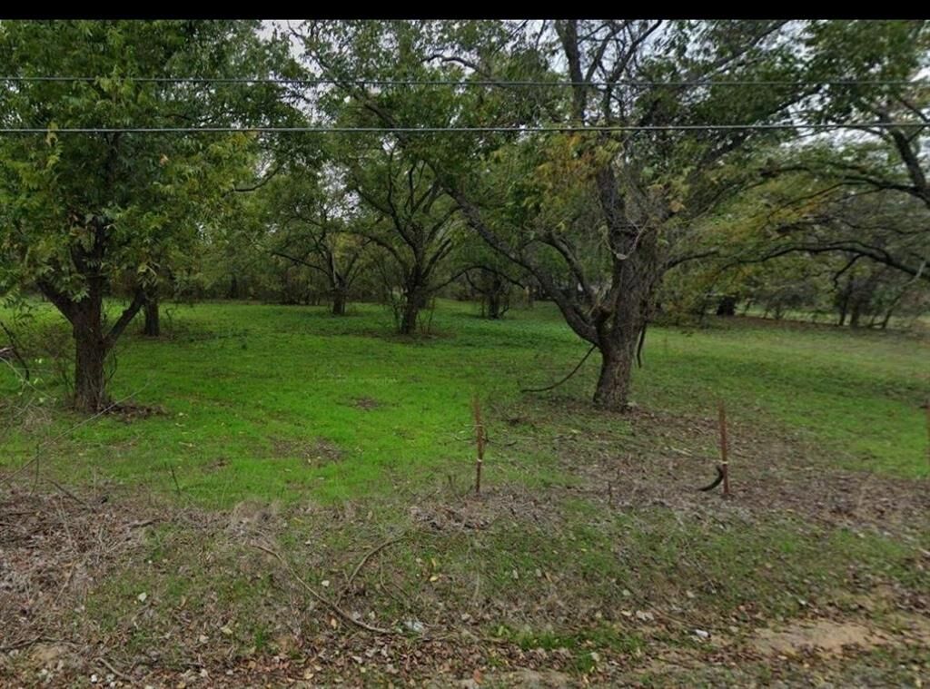 Property Photo:  6407 County Road 809  TX 76031 