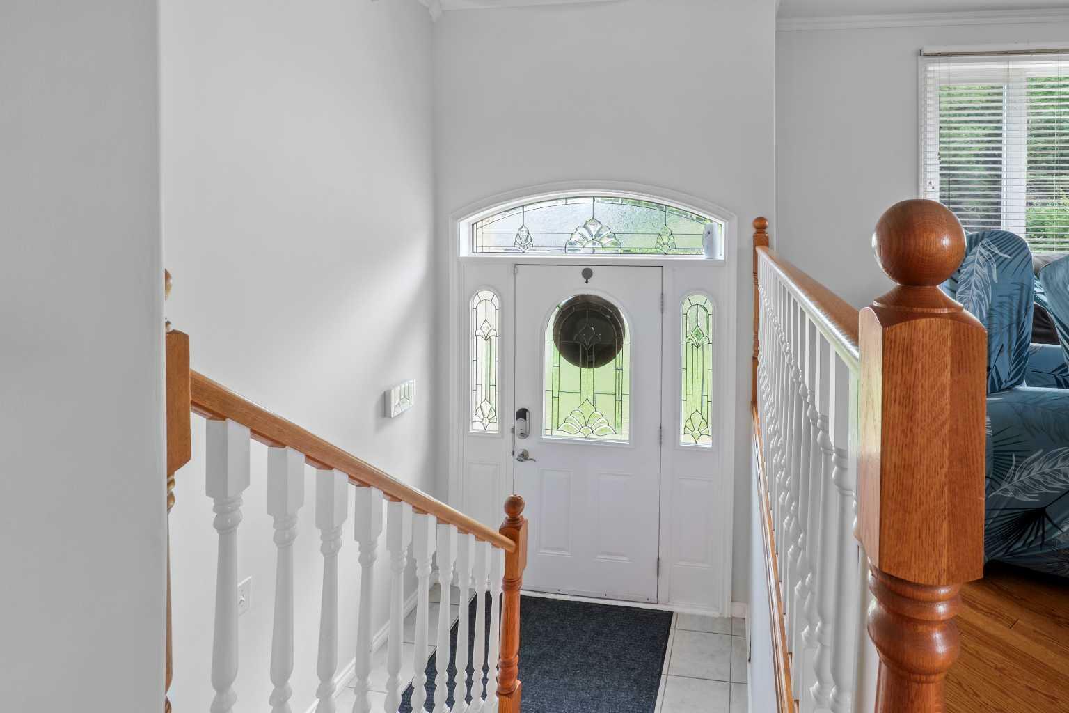 Property Photo:  178 Highland Close  AB T9H 3T5 