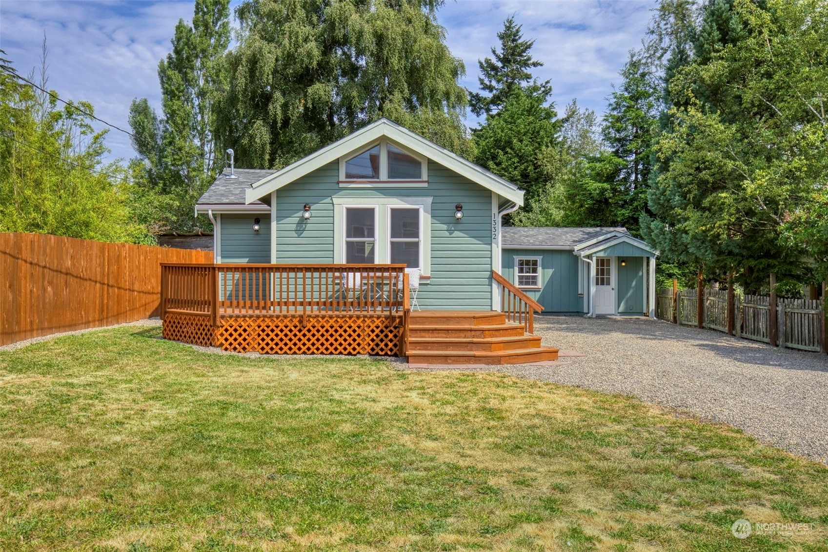 Property Photo:  1332 7th Street  WA 98368 