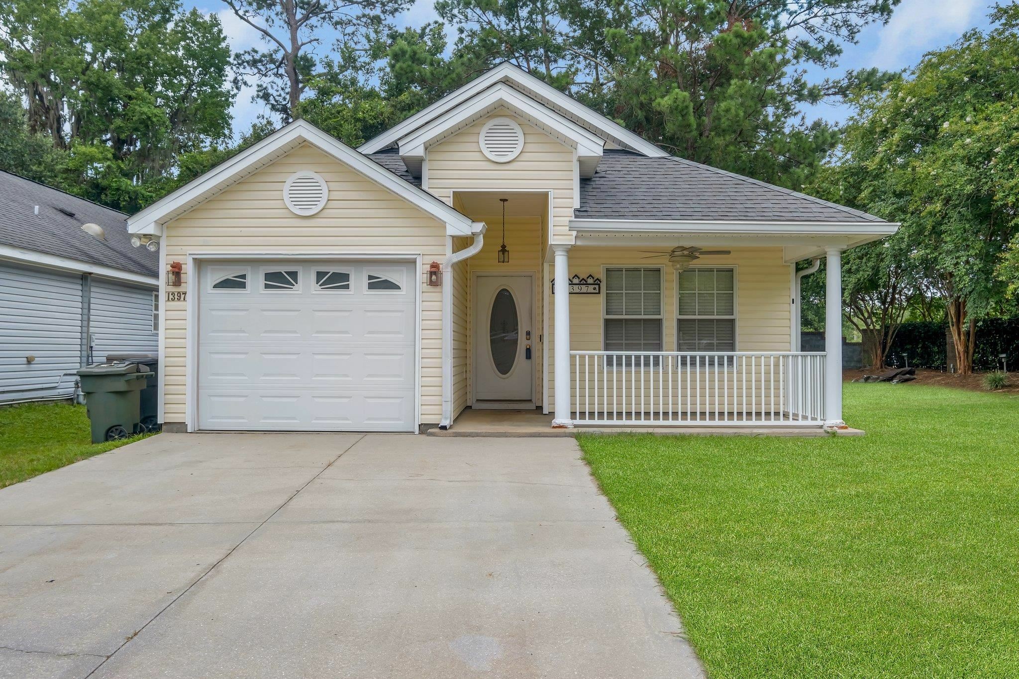 Property Photo:  1397 Crescent Hills Drive  FL 32303 